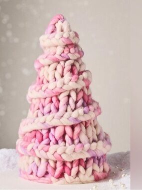 ❤️Handmade Pink & Purple Knitted Tree NWT- Anthropologie!